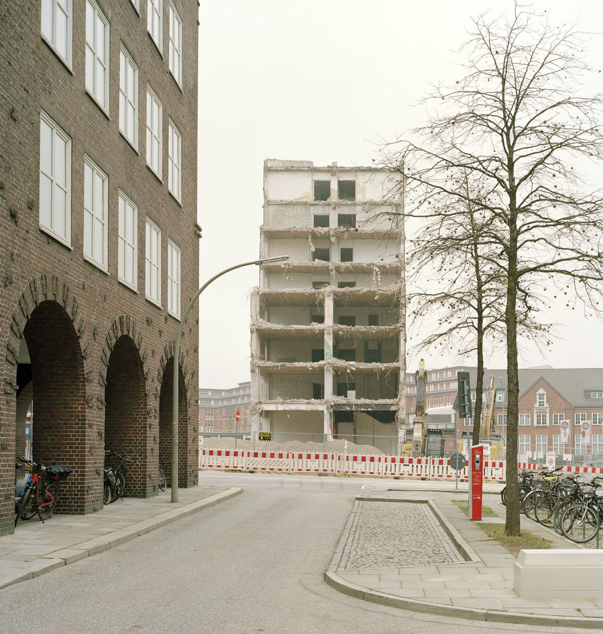 City-Hof Hamburg City Hof Hamburg, Rudolf Klophaus, Denkmalverein Hamburg, Leca-Platten-Fassade, Hamburger Nachkriegsmoderne, City-Hof e.V., Fotografie Dorfmüller Klier 