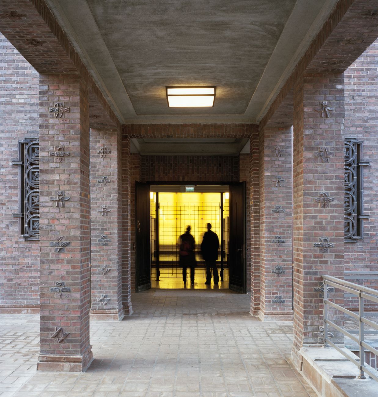 Krematorium Hamburg-Ohlsdorf Krematorium Hamburg Ohlsdorf, Ohlsdorfer Krematorium, Krematorium, Fritz Schumacher, Dohse Architekten, Architekturfotografie Hamburg, Fotografie Dorfmüller Klier 