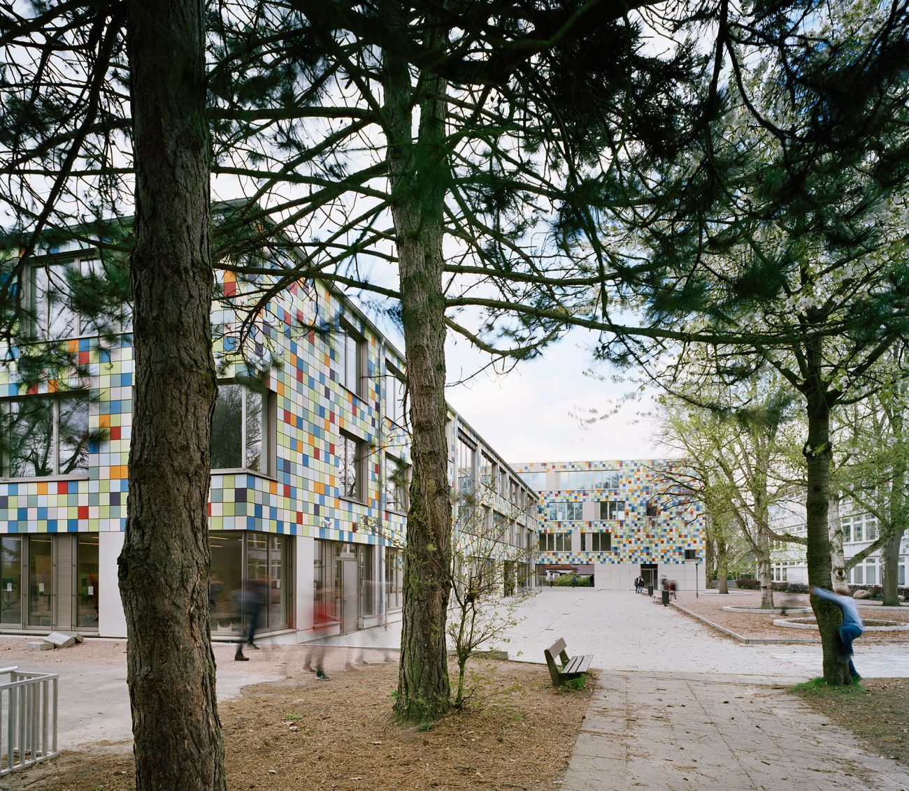 Campus Rissen Hamburg Campus Rissen Hamburg, Stadtteilschule Rissen, Eternit Fassade, zweitraum Büro für Architektur, Architekturfotografie Hamburg, Fotografie Dorfmüller Klier 